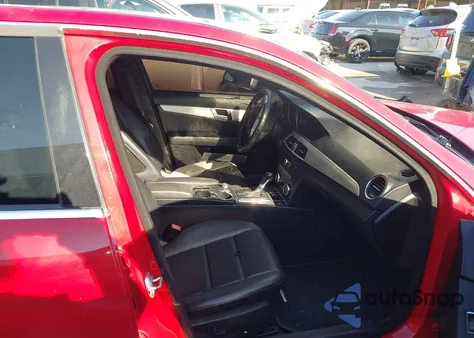 2012 Mercedes-Benz C 250 Sport from USA, damaged, VIN WDDGF4HB2CR237640